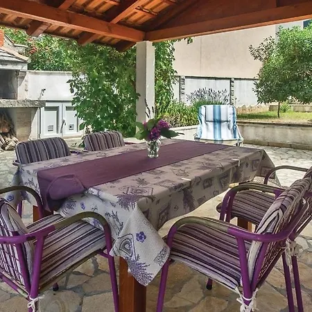 By The Sea Sutivan, Brac - 15617 Apartment Sutivan