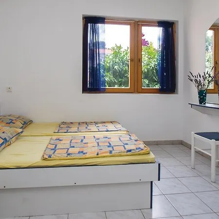 Apartamento By The Sea Sutivan, Brac - 15617 Sutivan
